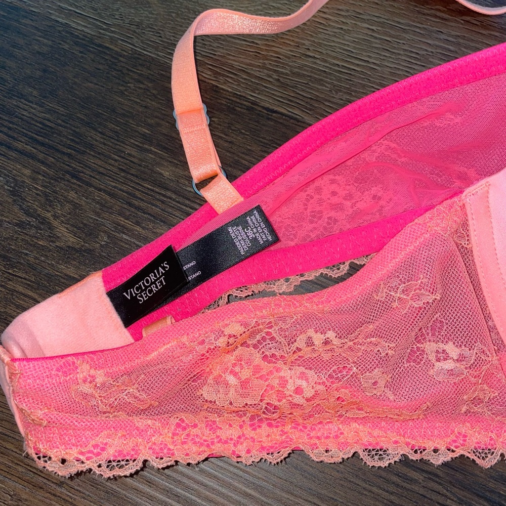 Padded Demi Bra by Victoria’s Secret - Picture 5 of 5